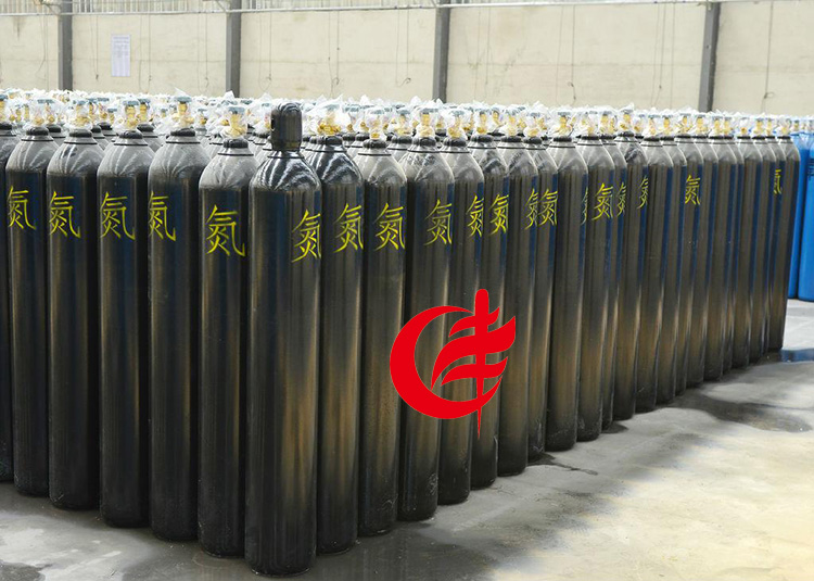 成丰气体供应液氮氮气高纯氮气5n/食品级氮气黑色钢瓶